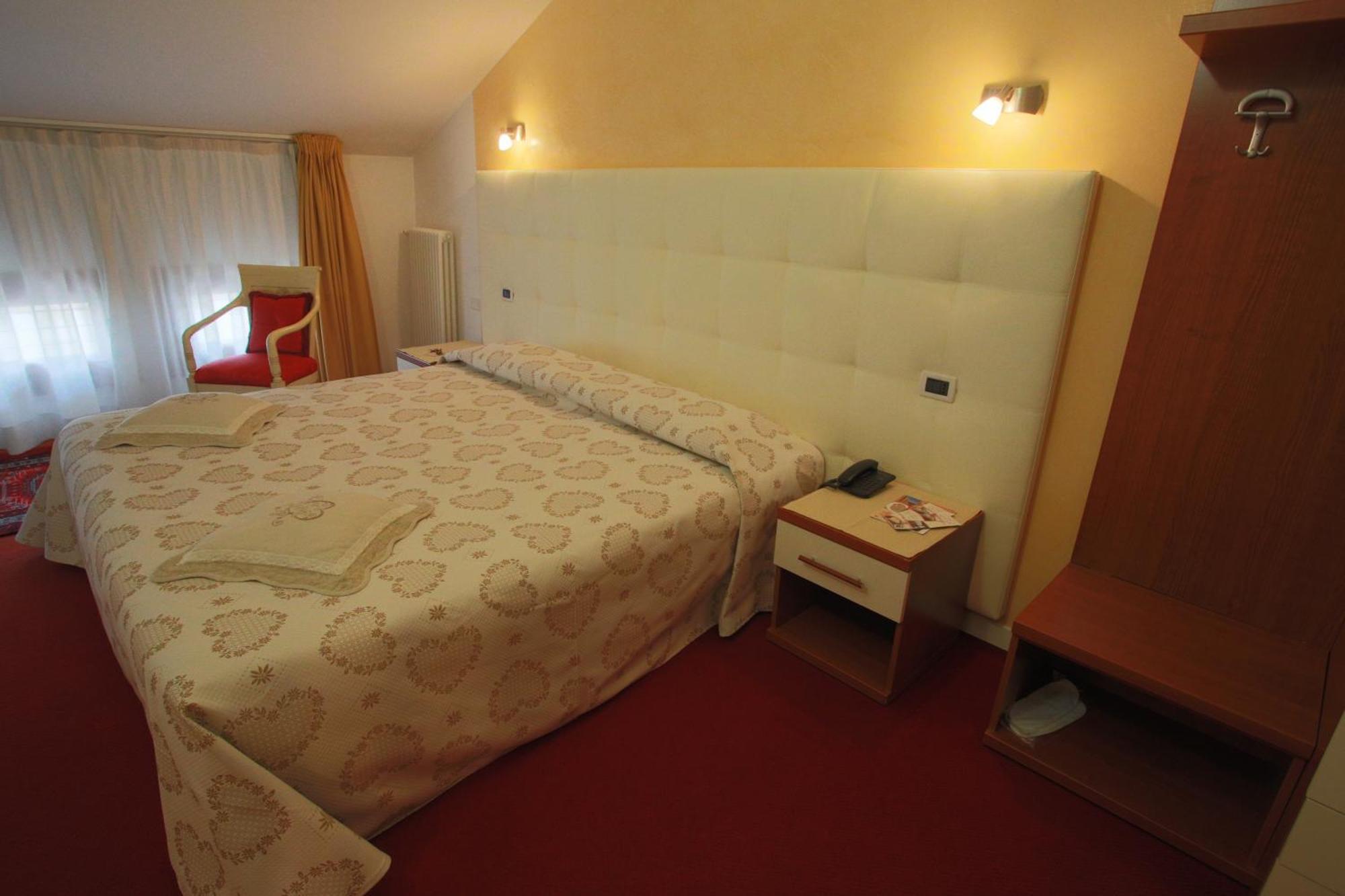 Hotel Roma تْشيتاديلاّ المظهر الخارجي الصورة