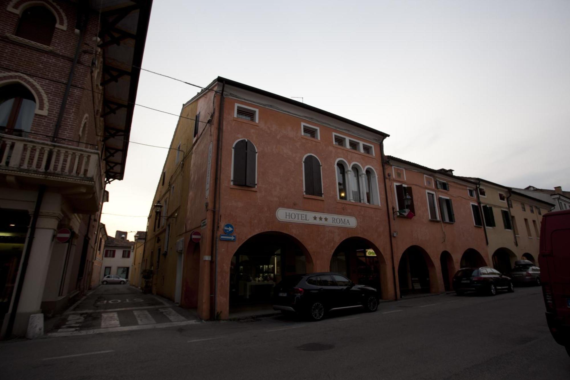 Hotel Roma تْشيتاديلاّ المظهر الخارجي الصورة