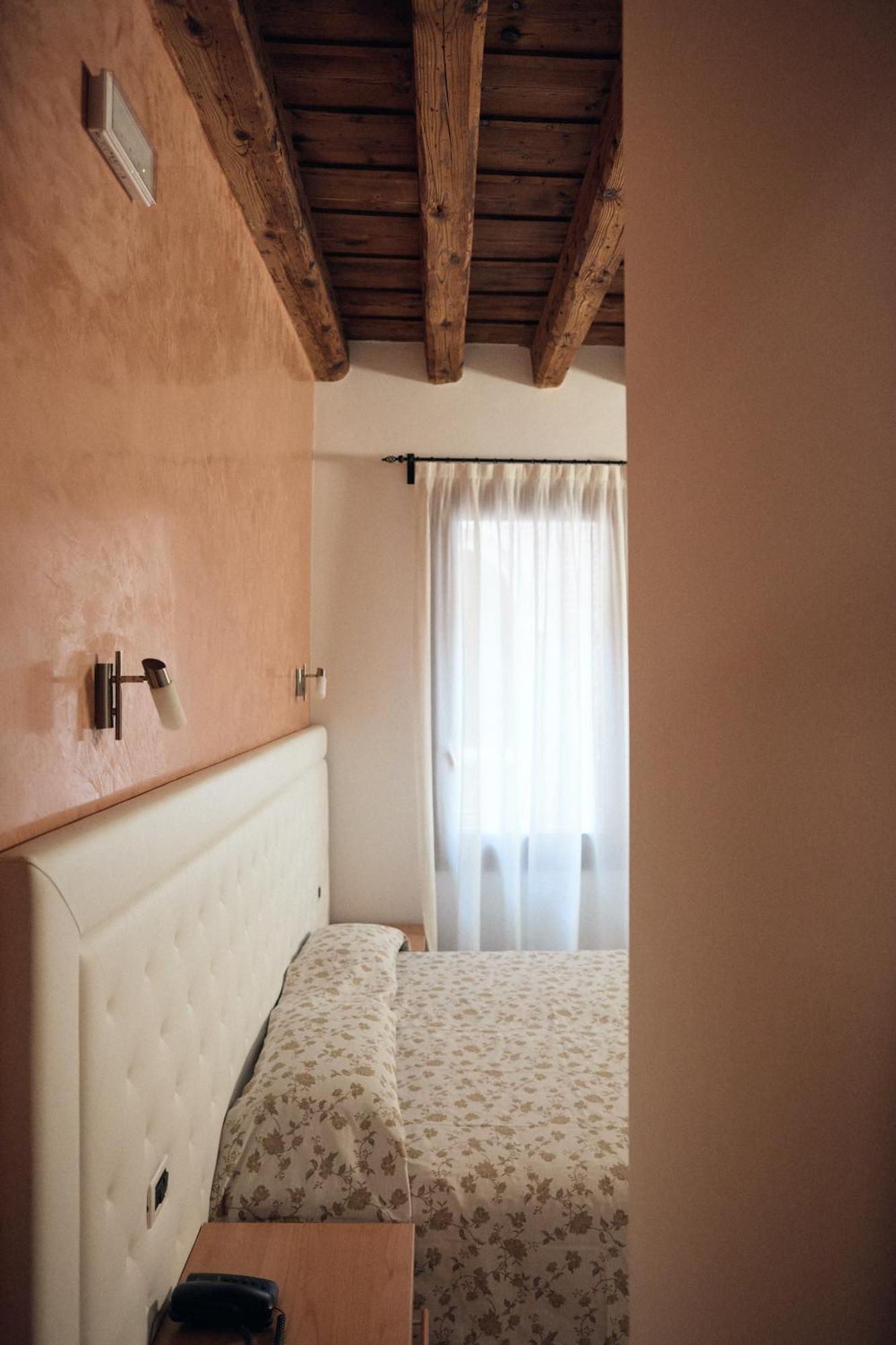 Hotel Roma تْشيتاديلاّ المظهر الخارجي الصورة