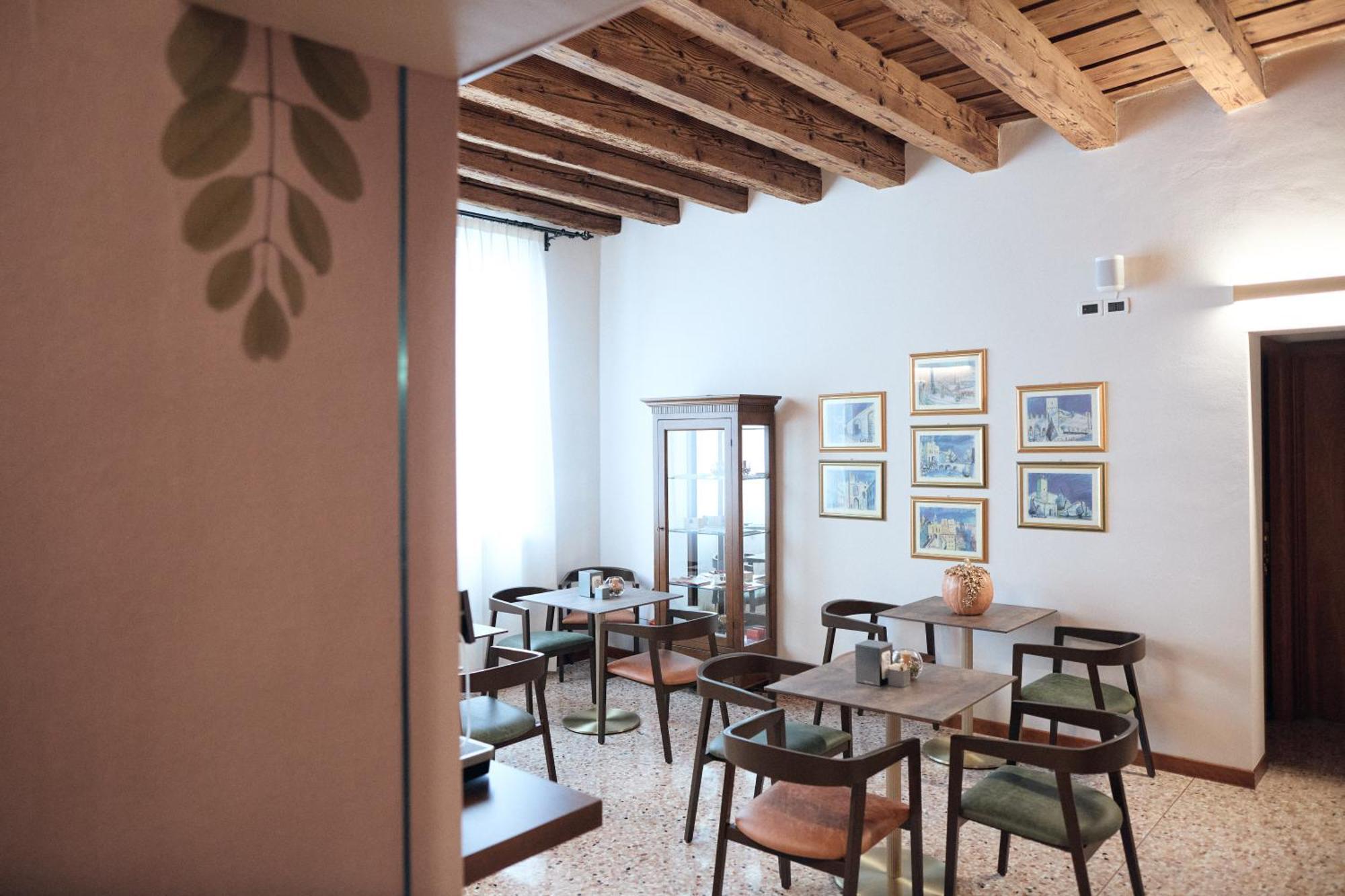 Hotel Roma تْشيتاديلاّ المظهر الخارجي الصورة