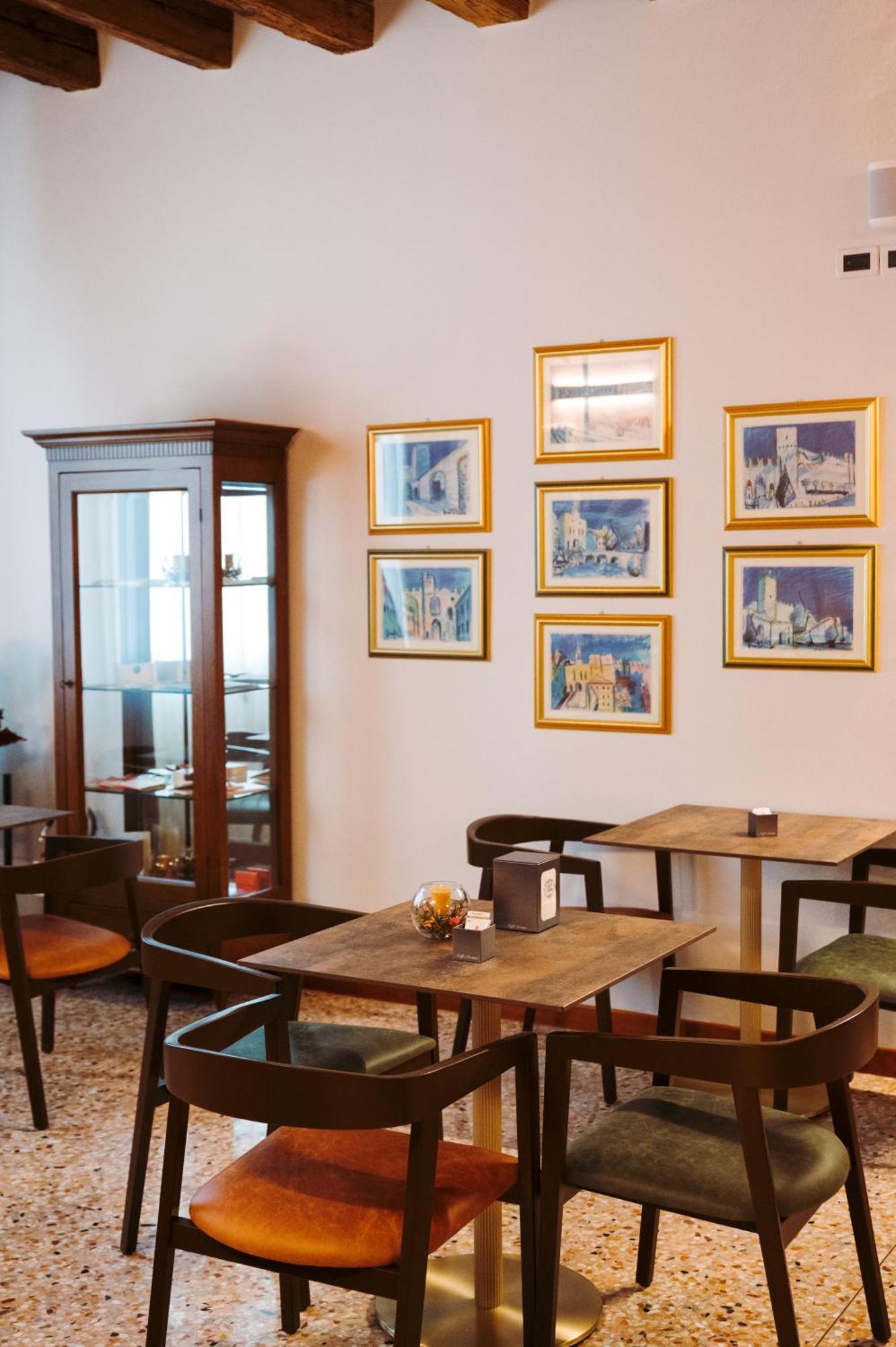 Hotel Roma تْشيتاديلاّ المظهر الخارجي الصورة