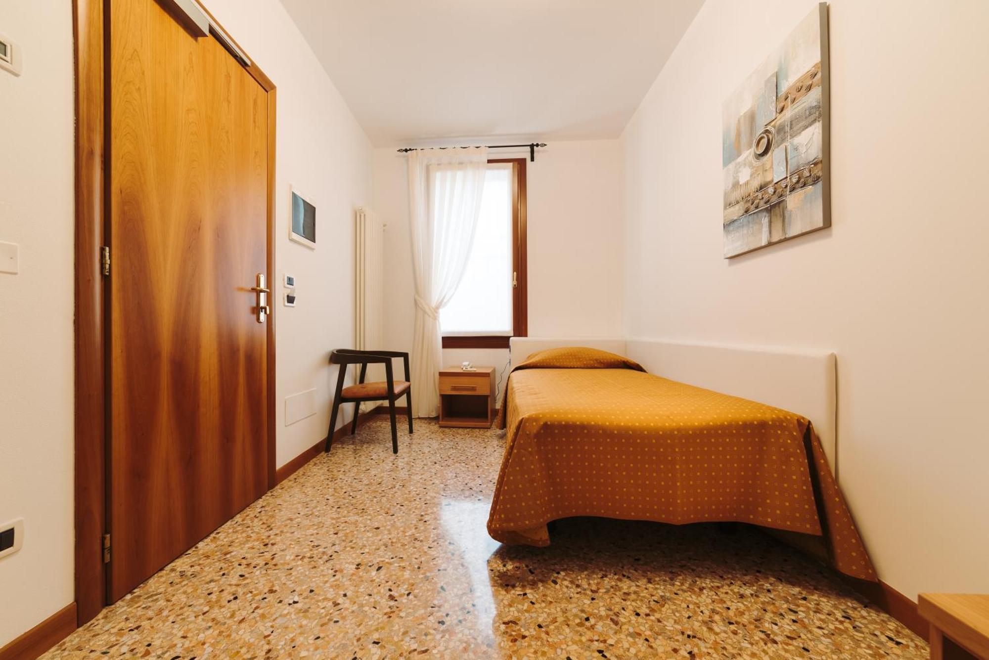 Hotel Roma تْشيتاديلاّ المظهر الخارجي الصورة